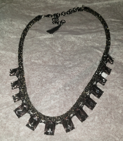 GLITTER RHINESTONE STATEMENT NECKLACE - Picture 4 of 6